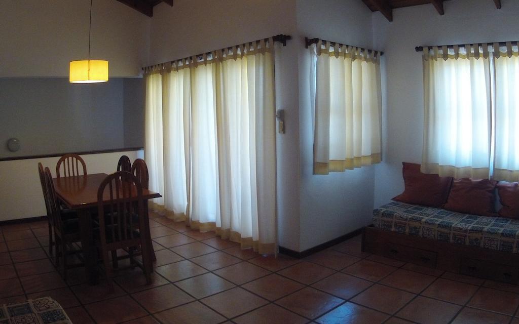 Las Ardillas Cabanas Y Suites La Falda Quarto foto